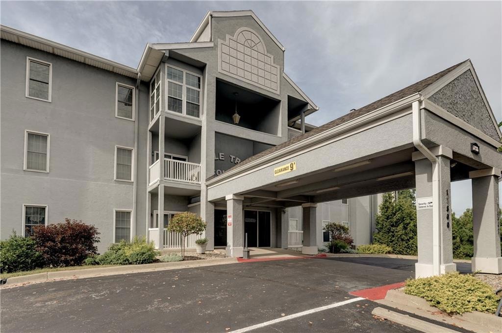 17800 E Bolger Rd Unit 101, Independence, MO 64055 MLS HMS2471615