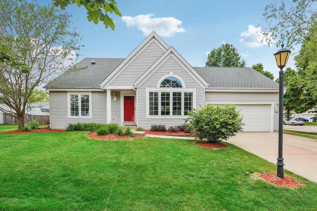 2130 Springbrook N, Waukesha, WI 53186 MLS 1878686