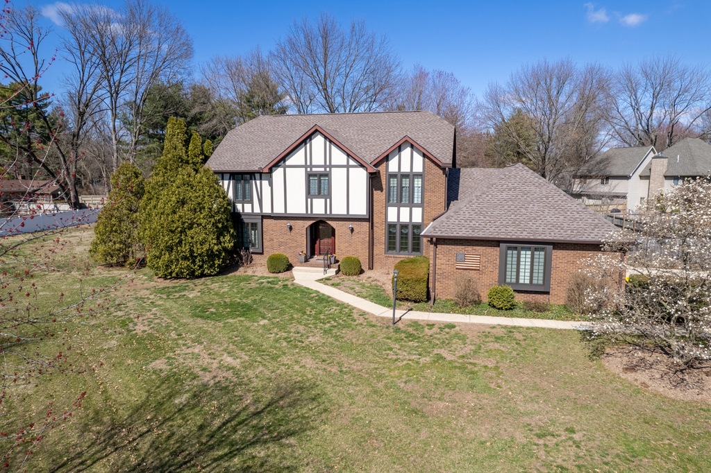 185 Deming Ln, Terre Haute, IN 47803 - For Sale