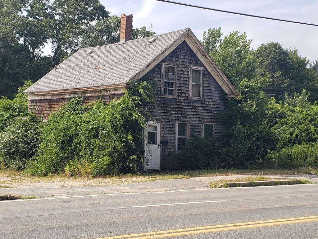233 & 237 Marion Rd, Wareham, MA 02571 For Sale