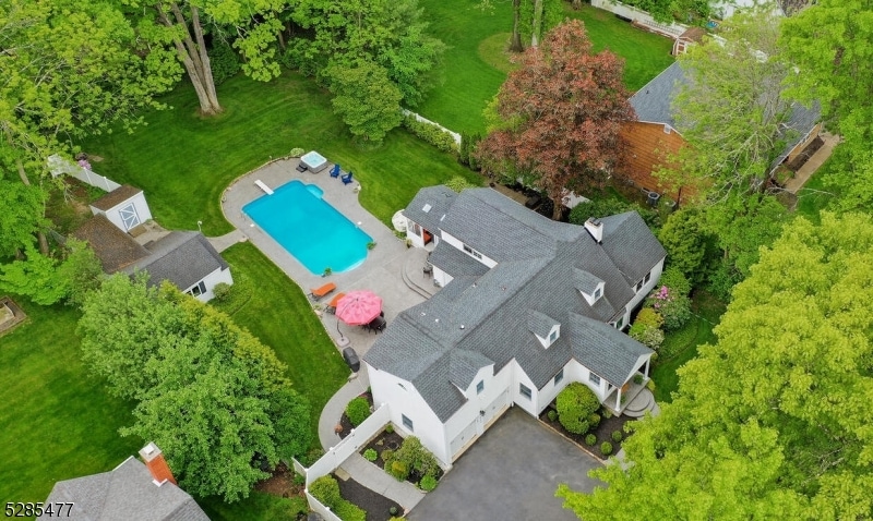 686 Mountain Ave, Berkeley Heights, NJ 07922 | Homes.com