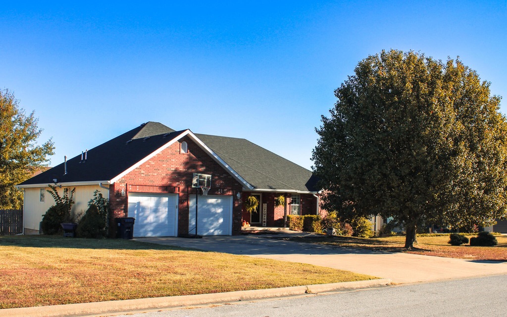 890 Lewis St, Marshfield, MO 65706 MLS 60280170