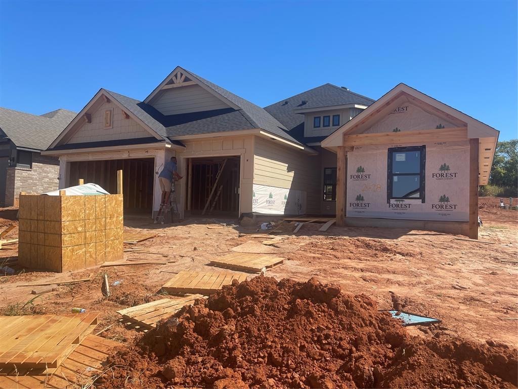 2428 Creekview Trail, Moore, OK 73160 MLS 1138579