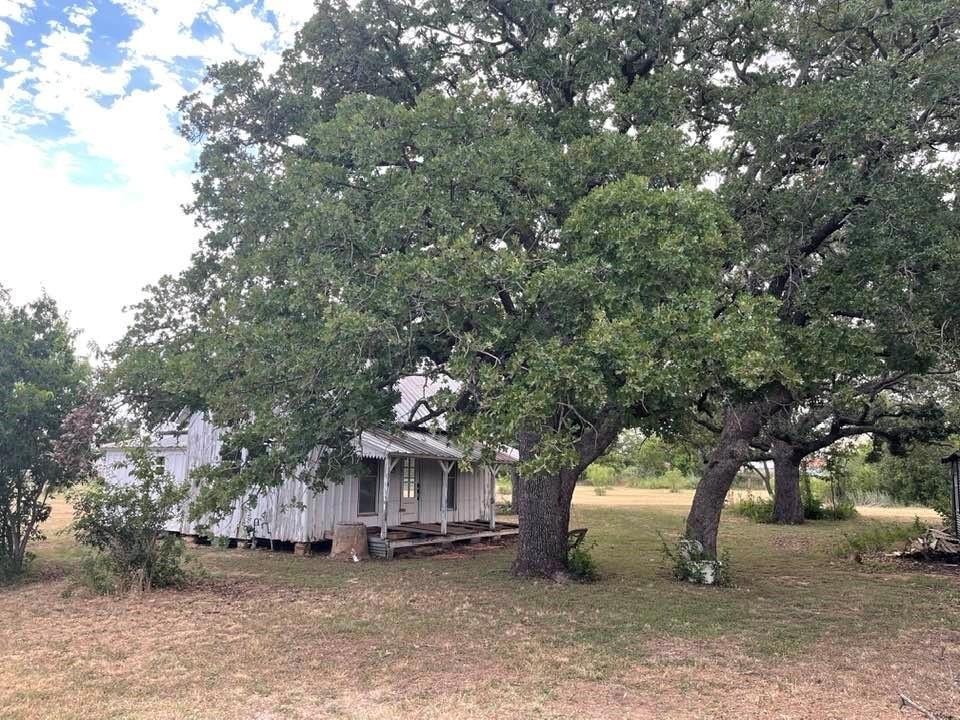 407 S 4th St, Bangs, TX 76823 MLS 20575350