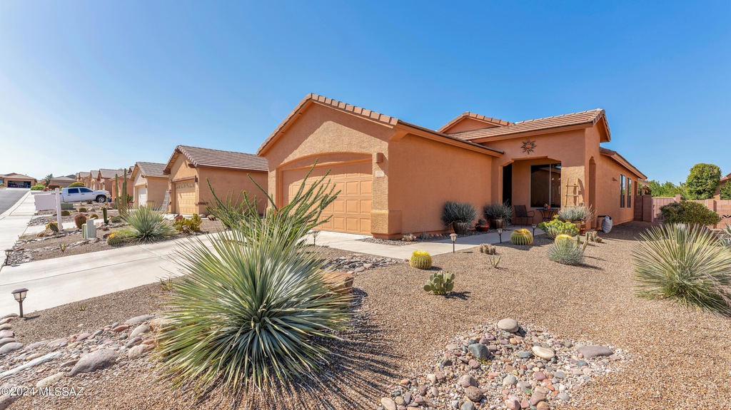 488 W Bazille Way, Green Valley, AZ 85614 | MLS# 22412250 | Homes.com