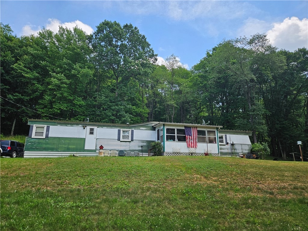 782 Thompson Rd, Chicora, PA 16025 | MLS# 1658639 | Homes.com