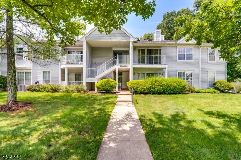 195 Lindsey Ct Unit 1, Franklin Park, NJ 08823 MLS 3926666