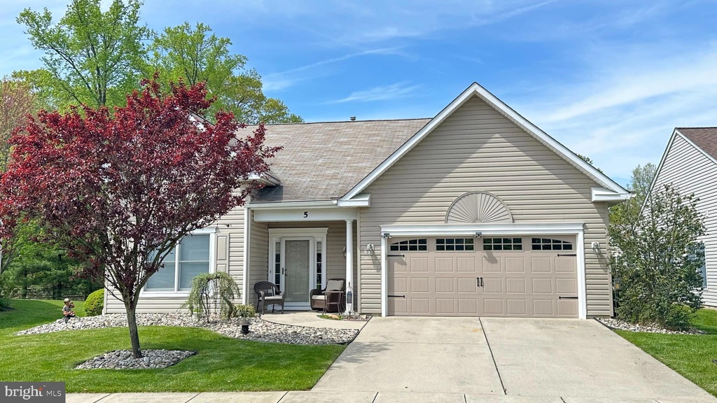 5 Settlers Ln, Columbus, NJ 08022 MLS NJBL2064610