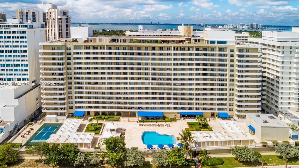 For Rent 5555 Collins Ave Unit 4P, Miami Beach, FL 33140