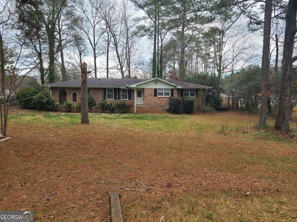 4502 Bryant Dr SW, Lilburn, GA 30047 MLS 10236995