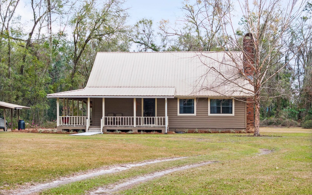 380 NE Rue Dr, FL 32350 MLS 122734