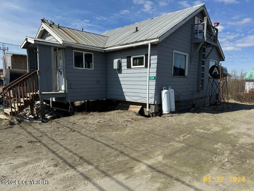 139 Blackberry St, Bethel, AK 99559 MLS 241603