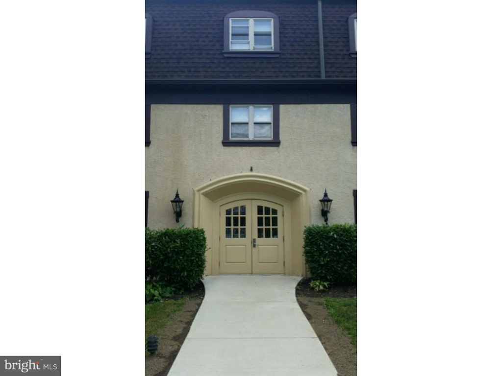 226 N Essex Ave Unit G1, Narberth, PA 19072 MLS PAMC2103042