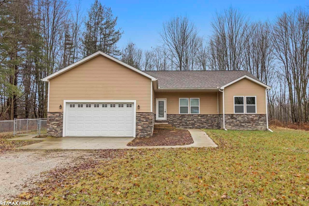 7303 Sparling Rd, Smiths Creek, MI 48074 MLS 50130553