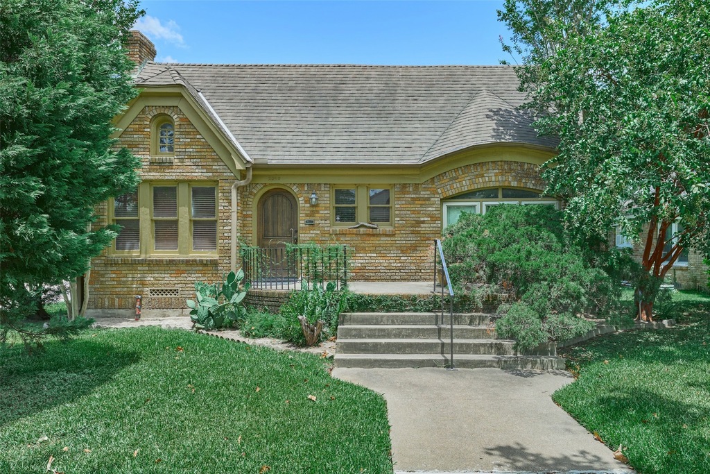 2058 Branard St, Houston, TX 77098 MLS 56082323