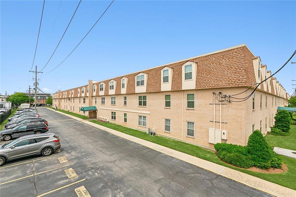 2700 Whitney Place Unit 934, Metairie, LA 70002 MLS 2444456