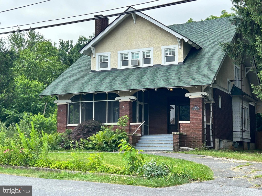 17613 Oak Ridge Dr, Hagerstown, MD 21740 MLS MDWA2022540