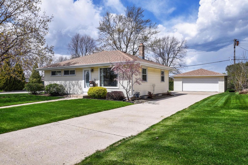 202 Beech St, Grafton, WI 53024 | Homes.com