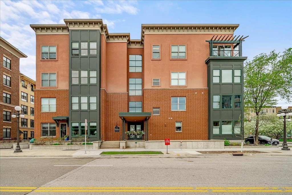 445 Wacouta St Unit 403, Saint Paul, MN 55101 MLS NST6495287
