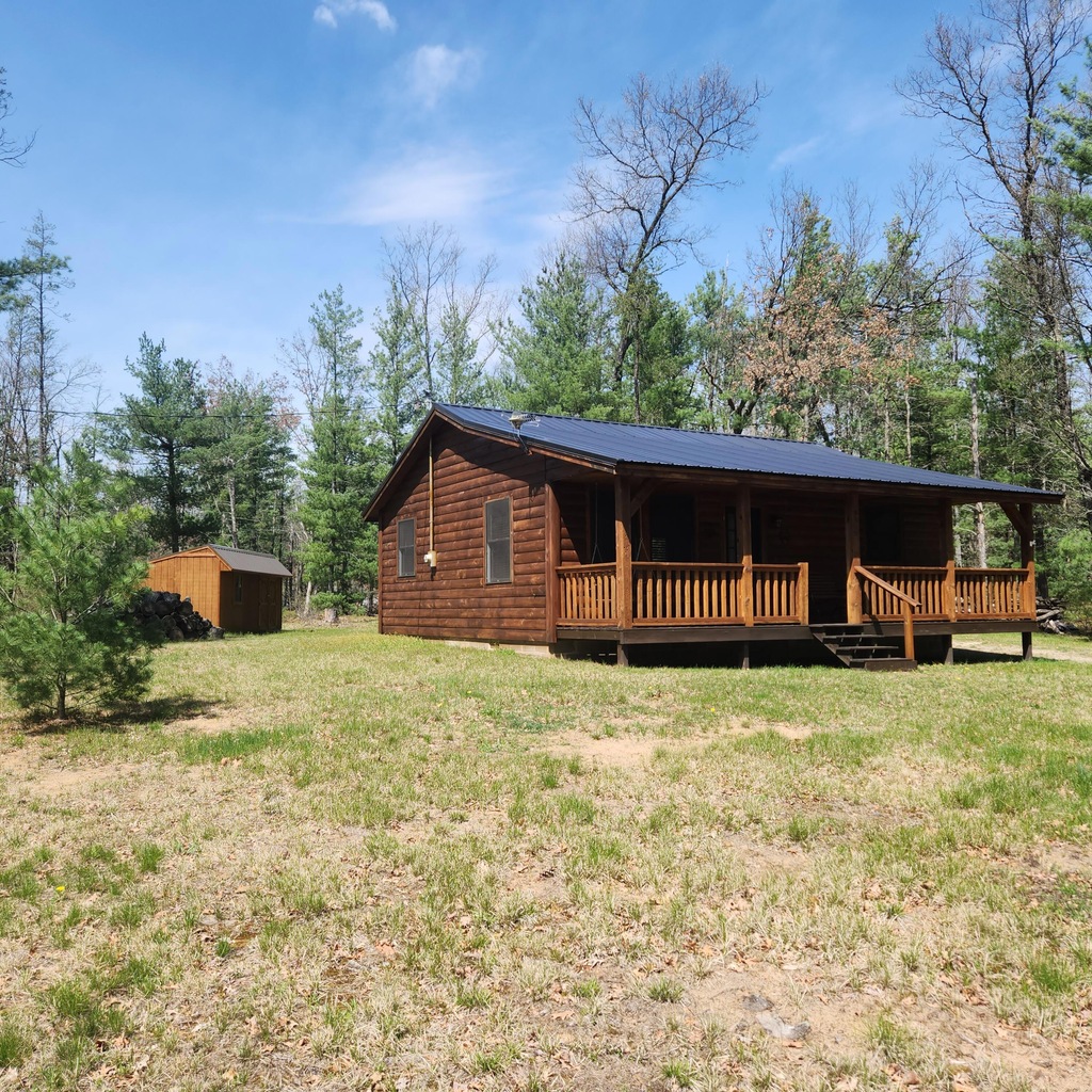 8977 S Jordan Ave, Idlewild, MI 49642 MLS 24021919