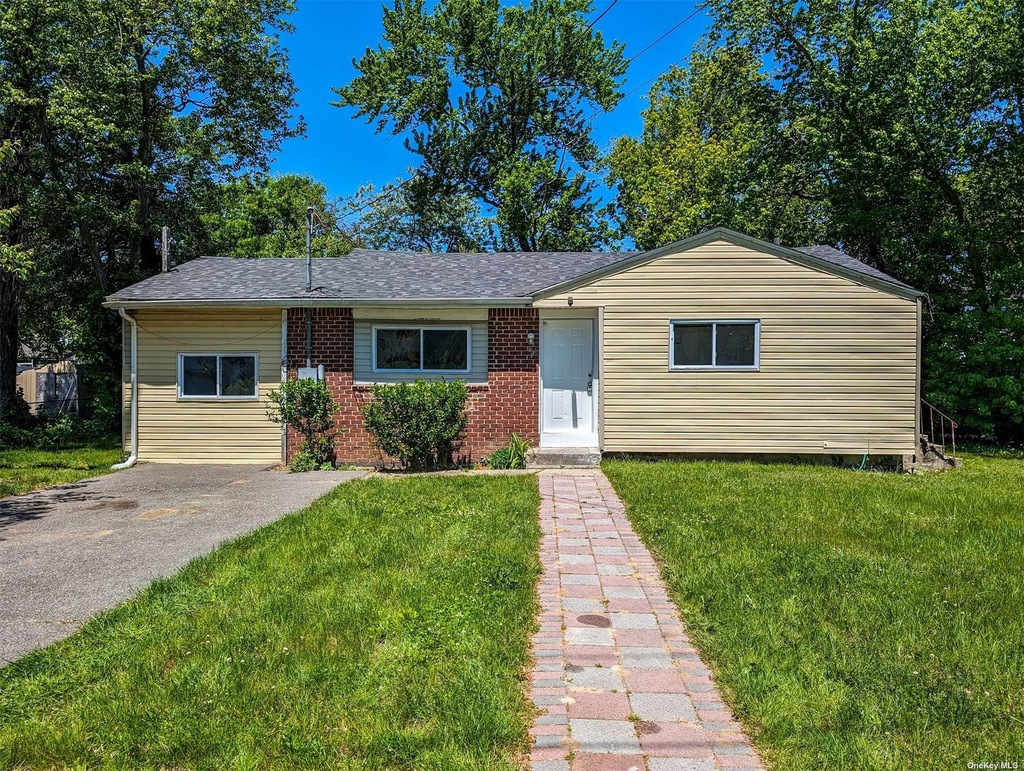 90 Jefferson Ave, Wyandanch, NY 11798 MLS ONE3553865