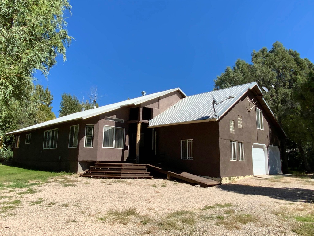 25 Calle Del Sol Rd, Questa, NM 87556 MLS 110930