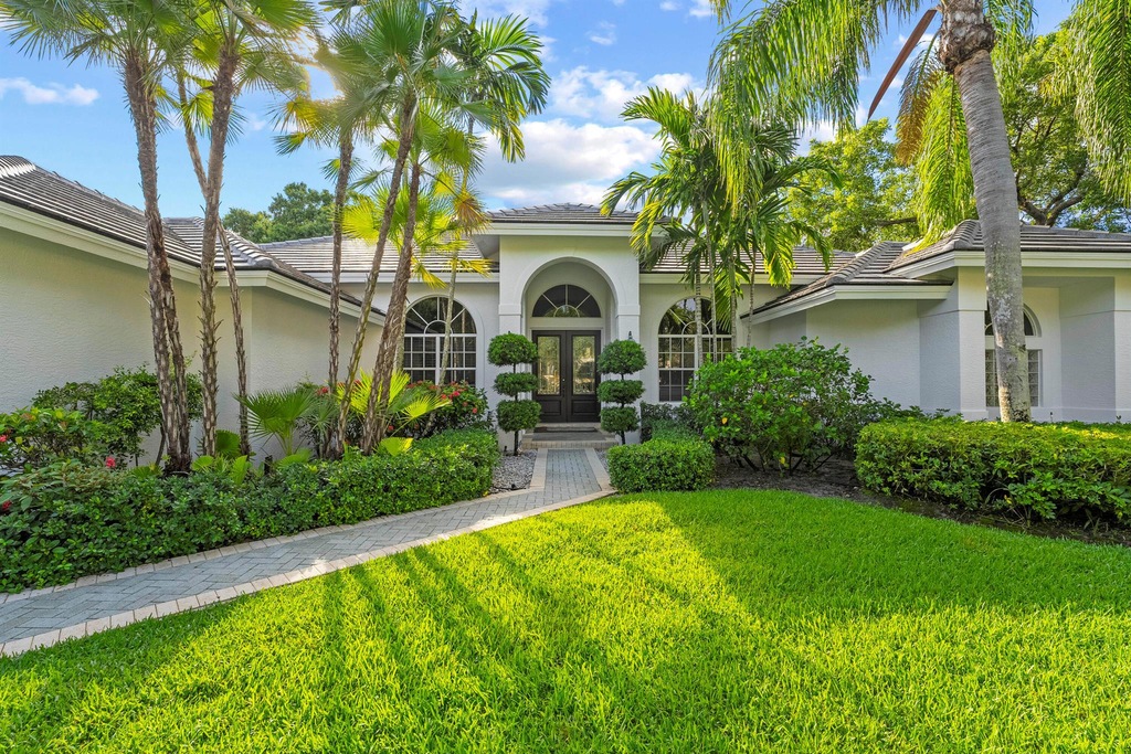 1201 Breakers Blvd W, West Palm Beach, FL 33411 | MLS# R11000946 ...