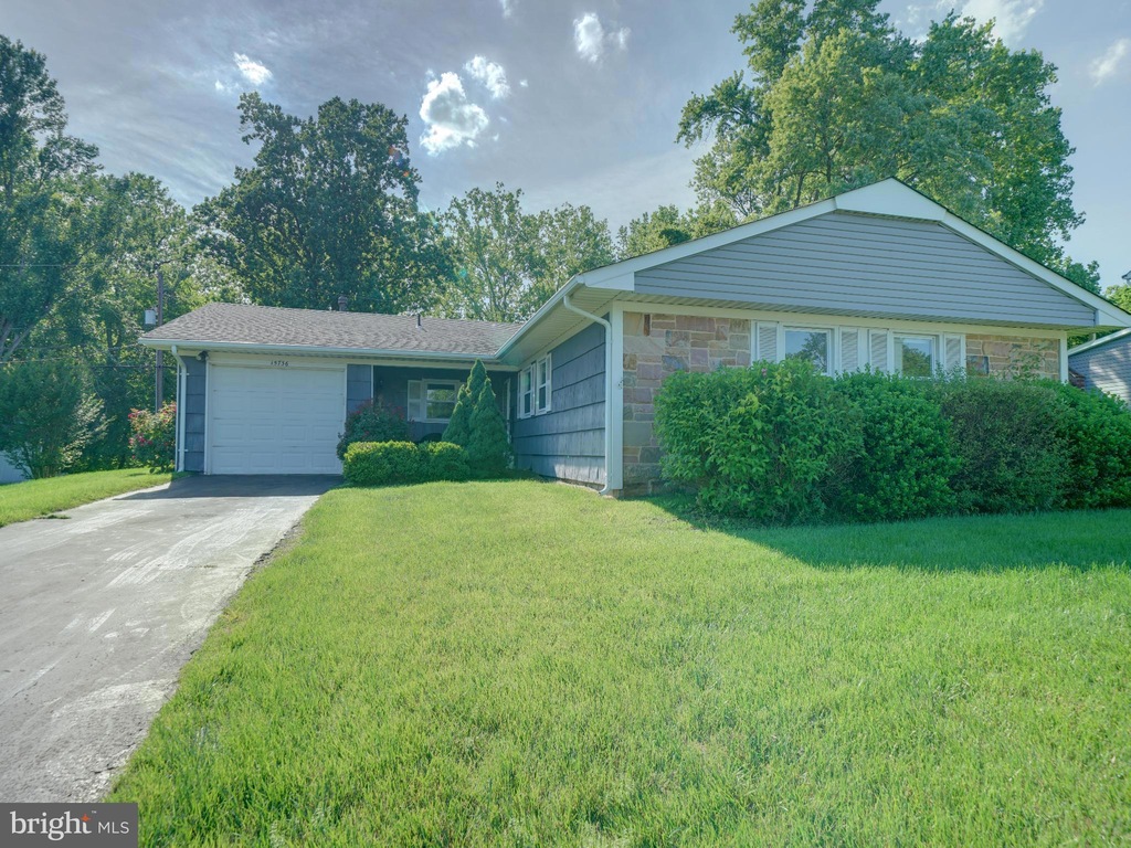 15736 Pointer Ridge Dr, Bowie, MD 20716 MLS MDPG2113782