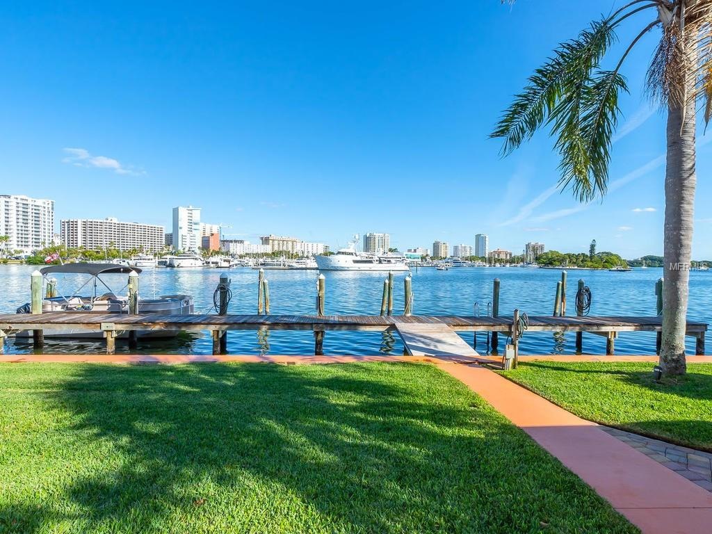 554 Golden Gate Point Unit 2, Sarasota, FL 34236 MLS MFRA4421076