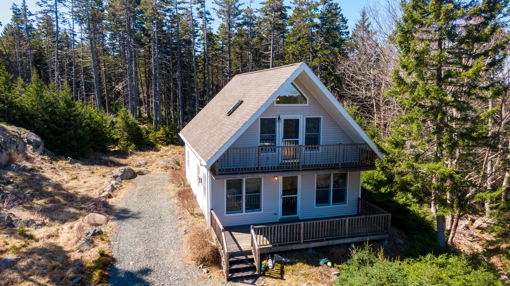 15 High Rd, Frenchboro, ME 04635 | MLS# 1586798 | Homes.com