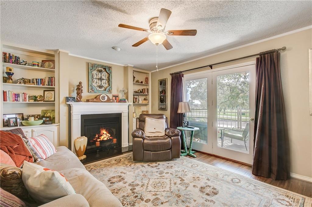 8511 Westover Ct Unit 122, Granbury, TX 76049 MLS 13914590