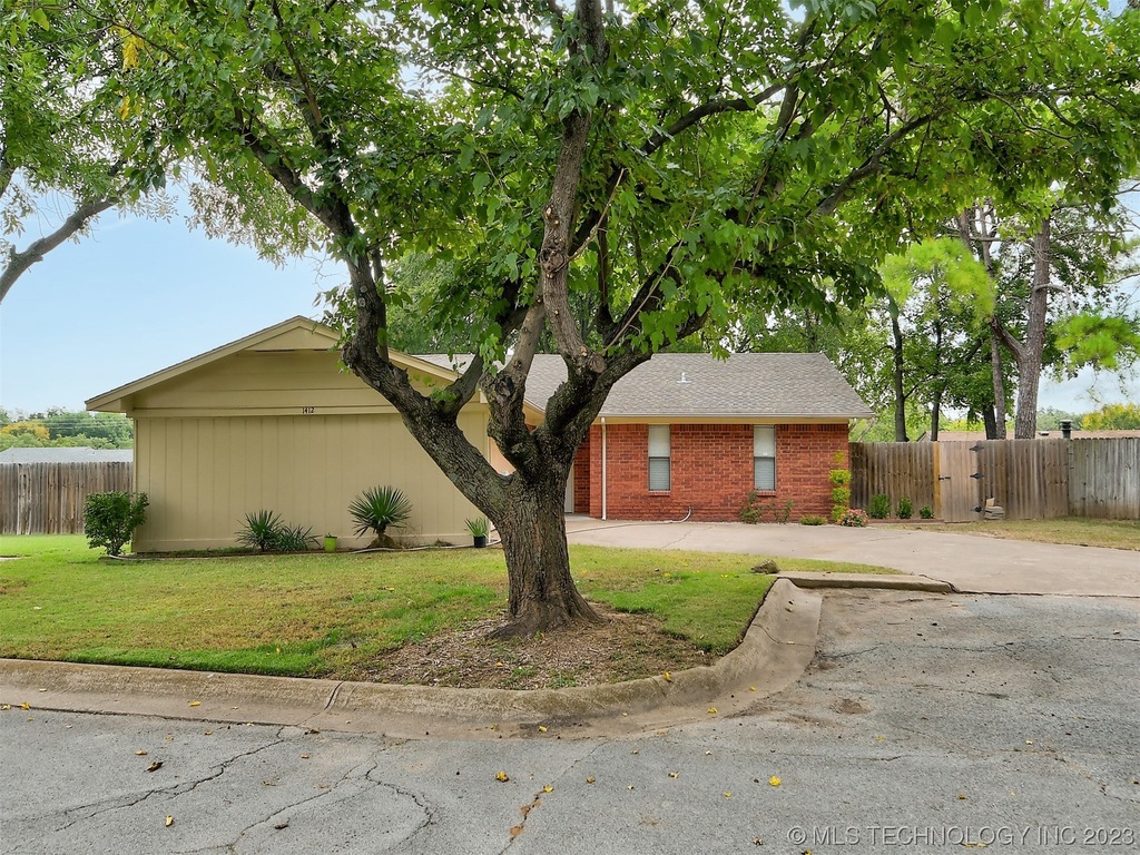 1412 John Rd, Ardmore, OK 73401 MLS 2338258