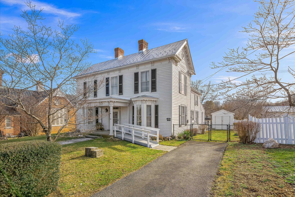 35 E Main St, Fincastle, VA 24090 MLS 904198