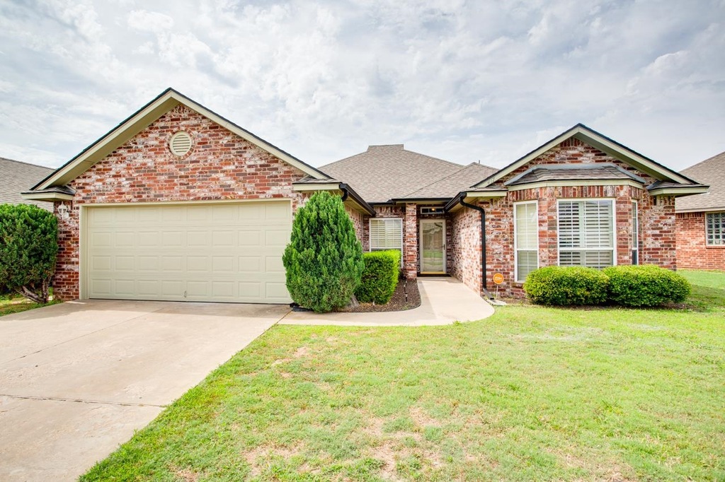 417 Waurika, Enid, OK 73701 MLS 20240630