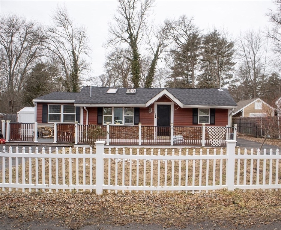 18 2nd Ave, Lakeville, MA 02347 MLS 73198418