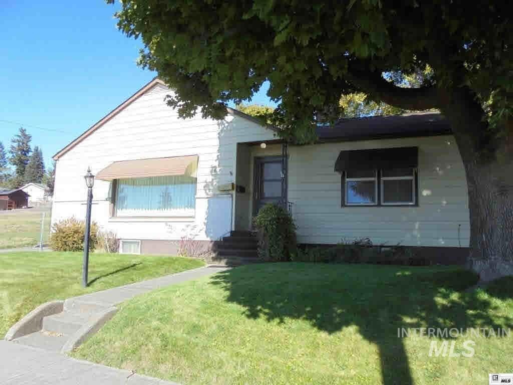 132 W Ash St, Genesee, ID 83832 MLS 119932