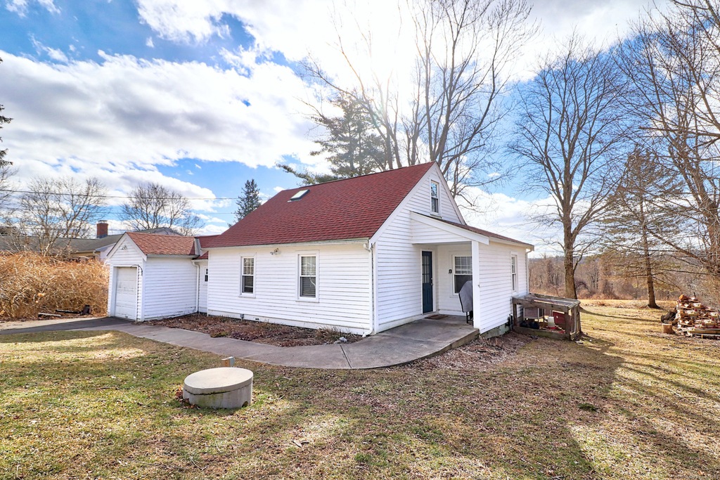 422 Bantam Lake Rd, Bantam, CT 06750 MLS 24000755