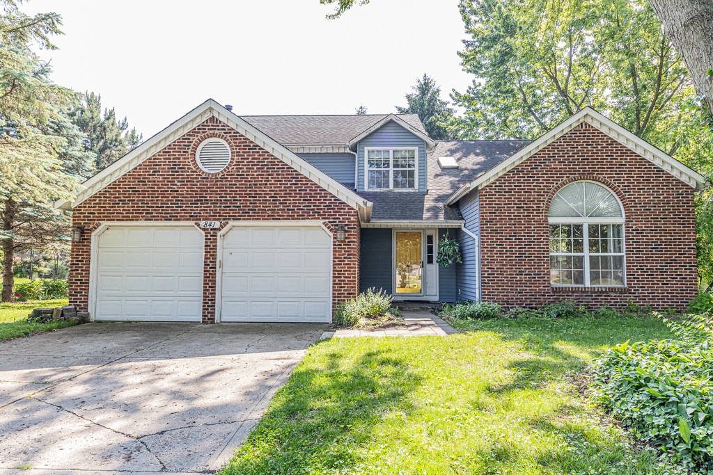 841 Sable Ridge Dr, Greenwood, IN 46142 MLS MBR21980321
