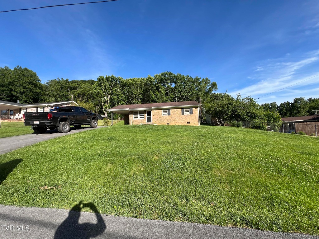 216 Spurgeon Rd Blountville TN 37617 MLS# 9967332 Homes com 216 Spurgeon Rd Blountville TN 37617 MLS# 9967332 Homes com