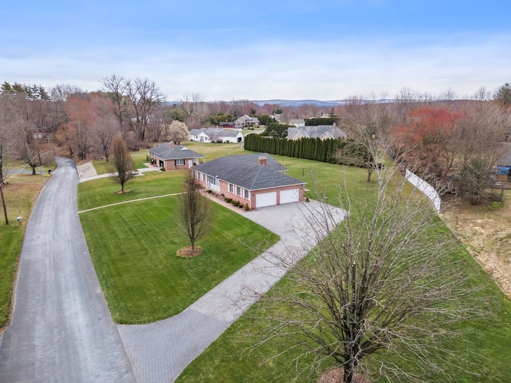 6 Moody Bridge Rd, Hadley, MA 01035 MLS 73221553