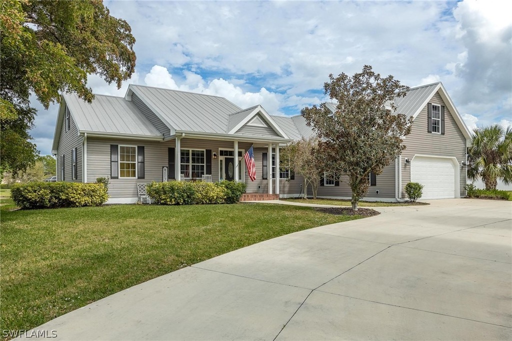 18210 Riverwind Dr, Alva, FL 33920 MLS 224021825