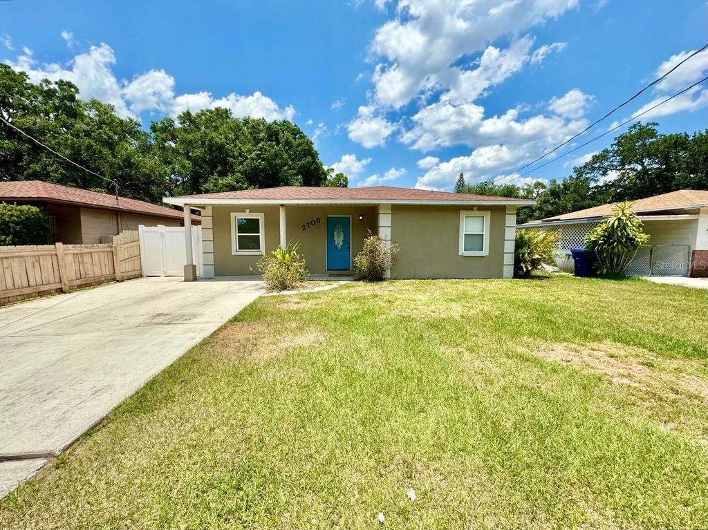 2705 W Powhatan Ave, Tampa, FL 33614 MLS MFRT3530561