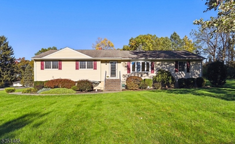 18 Baird Place, Whippany, NJ 07981 | MLS# 3871372 | Homes.com