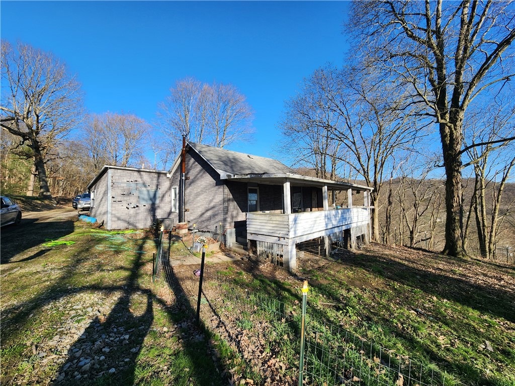 1133 Burns Ln, Vandergrift, PA 15690 MLS 1646433