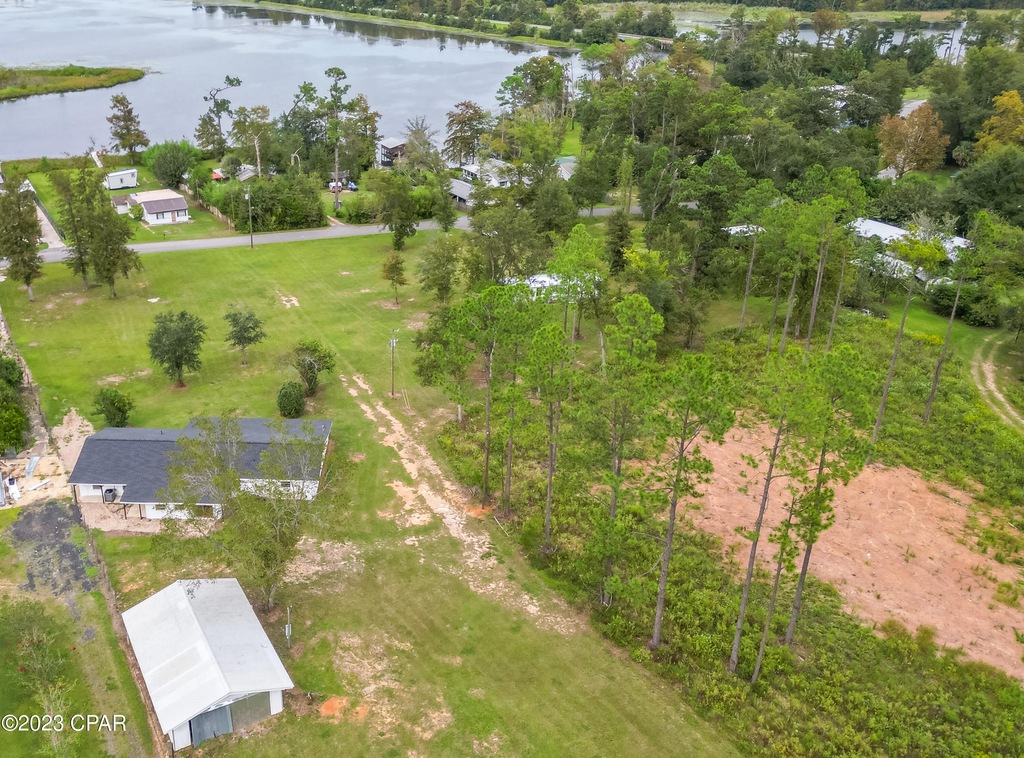 7815 Lake Seminole Rd, Sneads, FL 32460 MLS 747661