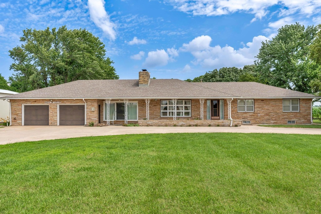 4424 SW 125th St, Sedgwick, KS 67135 | MLS# SCK641036 | Homes.com