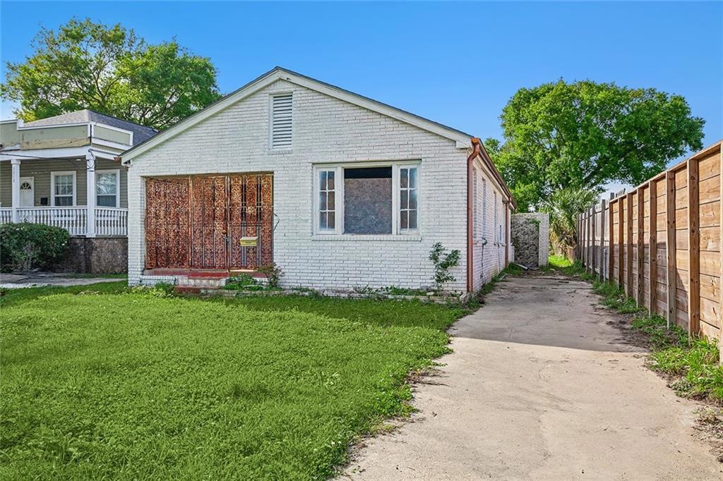 3024 Hollygrove St, New Orleans, LA 70118 MLS 2439928