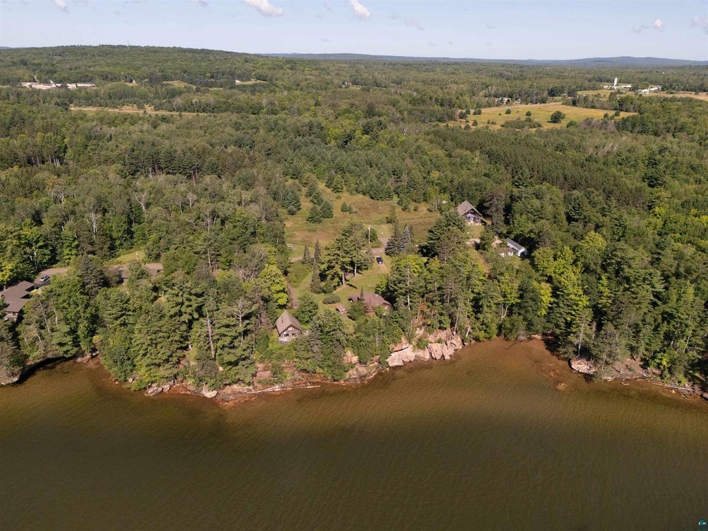 910930 Superior Ave, Washburn, WI 54891 MLS 6116053