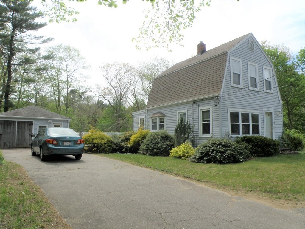 842 E Washington St Hanson, MA 02341