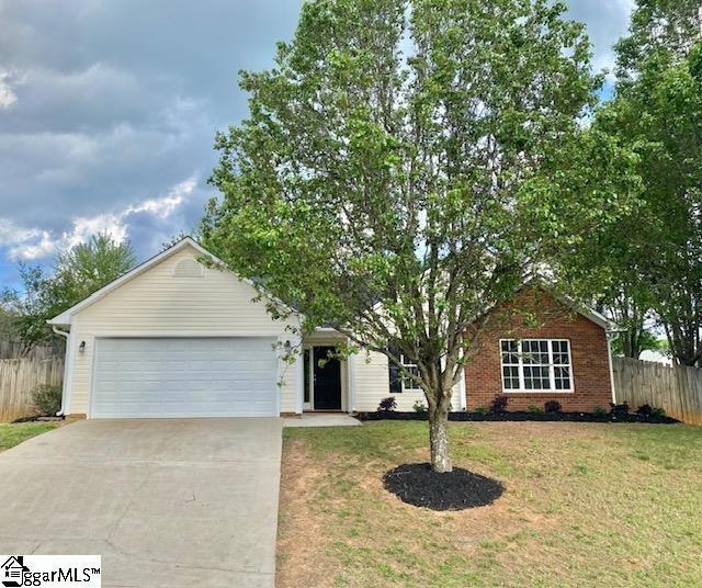 402 Pheasant Ridge Dr, Taylors, SC 29687 MLS 1524535